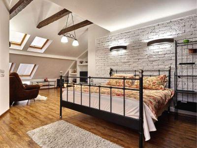Bedroom-with-wood-and-stone_medium