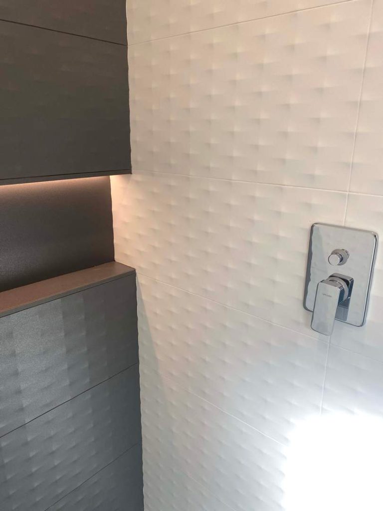 bathroom-tiles-modern