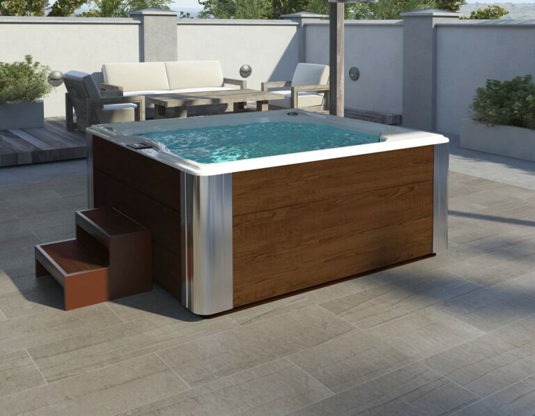 Majestic Tiles Hot Tube_2