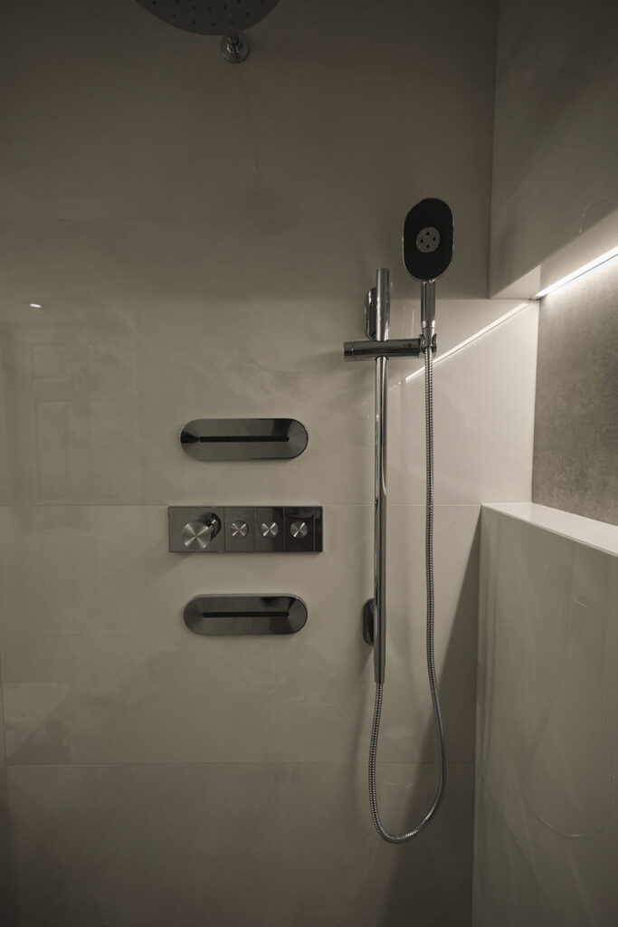 bathroom remodeling near me